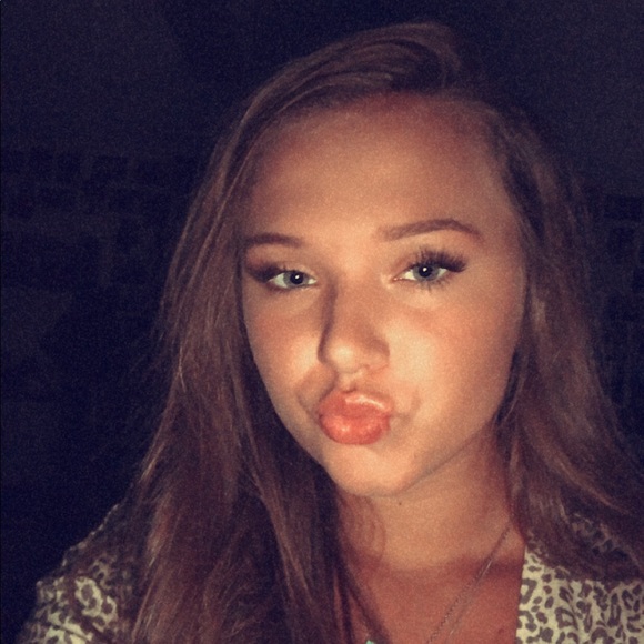 Meet your Posher, Reagan - Picture 1 of 1